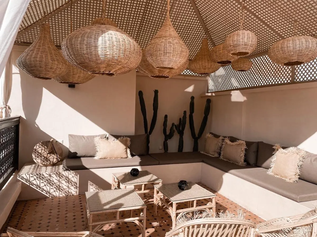 Riad Comme Chez Soi Marrakech By Louhou Collection location
